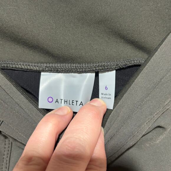 Athleta Women's Size 6 Army Green Cargo Pants High Rise Zipper Pockets Pull On - Picture 5 of 13